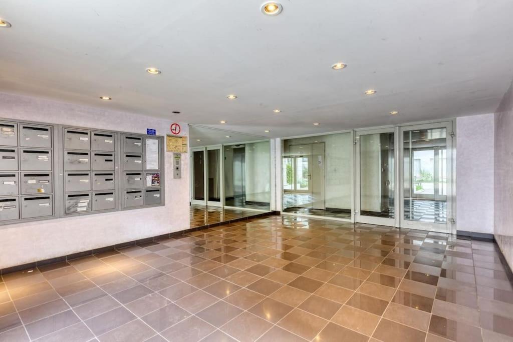 Premium Flat 6 People With Billard And Terrace Stade De France Σαιν-Ντενί Εξωτερικό φωτογραφία